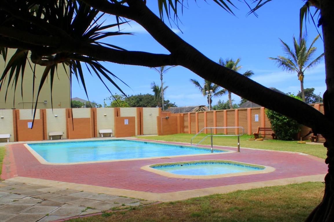 Sea Wave Holidays - Stella Maris Amanzimtoti Exterior foto